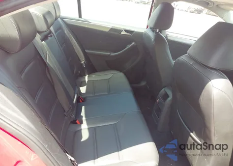 2018 Volkswagen Jetta 1.4T Se/1.4T Wolfsburg Edition from USA, damaged, VIN 3VWDB7AJXJM236405